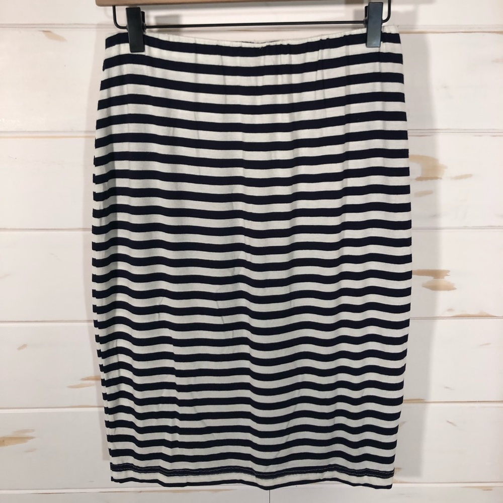 Vince Camuto skirt